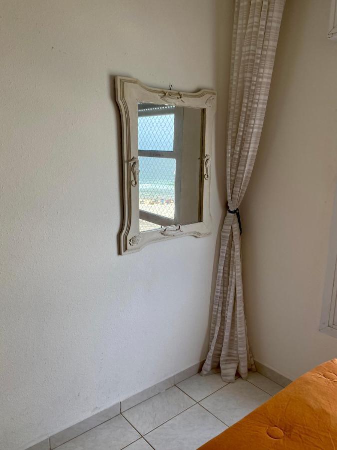 Guaruja Pitangueiras Apto Na Praia Eksteriør bilde